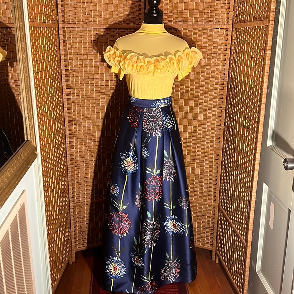 Long skirt